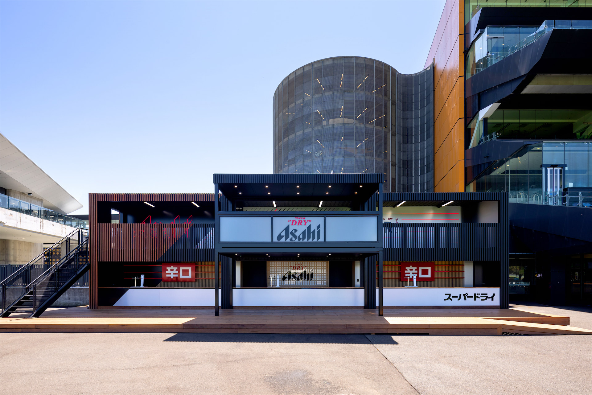 Groblox designed and built Asahi Super Dry bar structure at Royal Randwick Racecourse.