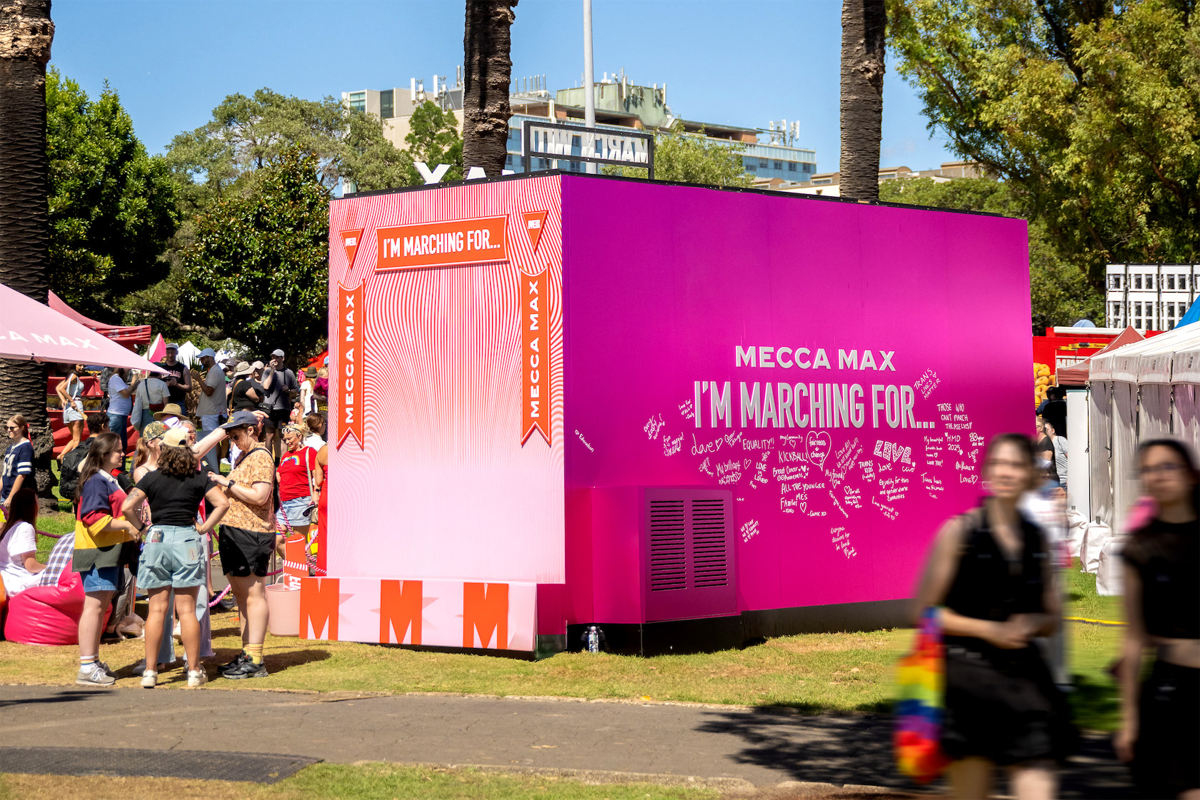 using Groblox to deliver a bright and eye-catching modular structure for MECCA MAX
